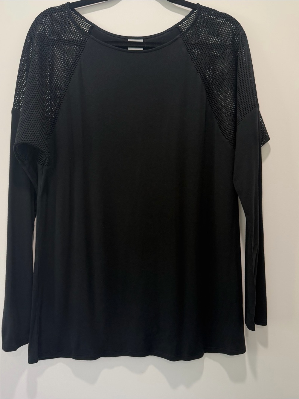 Champion Black Long-Sleeve Mesh Shoulder Tee - Women